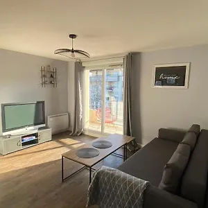 Rose T2 Ensoleillé-piscine-parking Privé -fibre -balcon Appartement